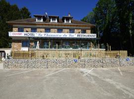 Hotel Restaurant La Chaumiere du Lac – hotel w mieście Clairvaux-les-Lacs