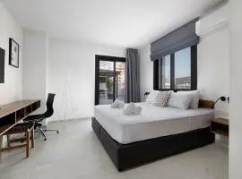 Urban Condo 33 with Veranda - 2 Bdr