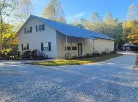 8 Mi to Tellico Plains House and Cabin Near Trails!