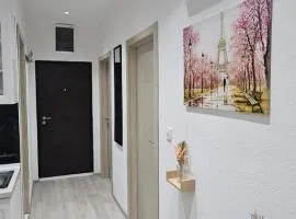 Taksim Apartman 1