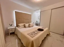 serene flat in central location overlooking SIAM PARK