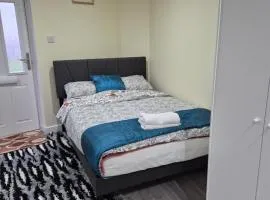Spacious one bedroom Self Contain with toilet and bath