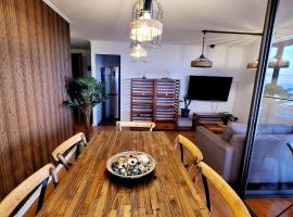 Comodidad total en el centro: Deptos 1, 2 y 3 hab. + WiFi y Parking incluidos, παραλιακό ξενοδοχείο σε Αντοφαγάστα