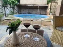 Casa de temporada com Piscina - Icaraí