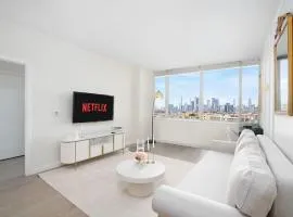 Midtown View with Pool- Minutes to City