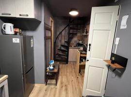 Tiny house