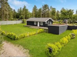 3 Bedroom Stunning Home In Glesborg