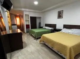 Hostal Monterrico