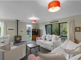 Methven central 3 bedroom house- Colcord