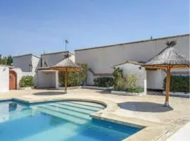 Maison avec piscine et parking en Camargue - FR-1-475-171