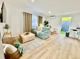 Joondalup Hidden Villa Gemma W Pool!