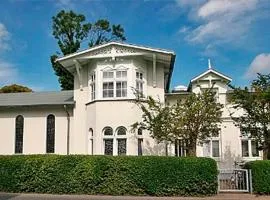 St Michael, FW 1PP am Haus