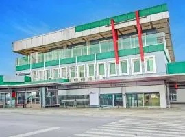 VIP Hostel, Near PNR Pasay Evangelista, Makati Manila