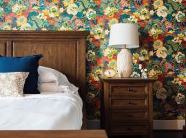 The Painted Lady, hotel near Birmingham-Shuttlesworth International Airport - BHM, Birmingham