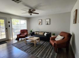 L - Fully remodeled and professionally decorated