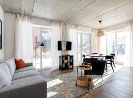 Sunny, Peaceful & Spacious Apartment by URBAN RENT