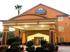 Days Inn & Suites by Wyndham Houston North/Aldine