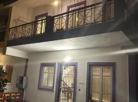 The golden villa