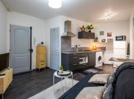 Studio SO rez de chaussée centre-ville, hotel i Millau