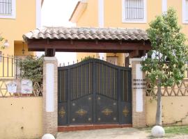 Fantastico Adosado ISLANTILLA GOLF 7 pax, hotel din Lepe