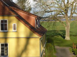 Parterre A Ost - [#117411], Hotel in Gingst