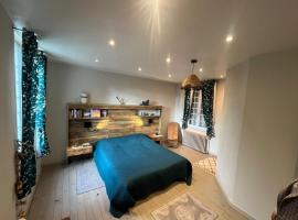 Maison proche de la gare, hotel v destinaci Lisieux