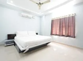 Paradise Home Stay, Near Srinivasam TTD Ticket Counter Opp Bus Stand