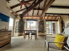 Bright Apartment near Tapigliano - 80 m² with Terrace