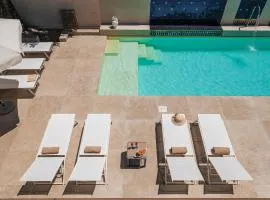 HelloApulia Villa Pool and Beach - 150mt from the sea
