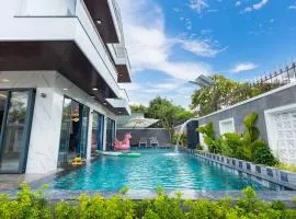 Villa B2-34 Long Cung - 8 phòng ngủ - 100m tới biển