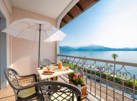 Residence Casa e Vela, hotel v destinaci Oggebbio