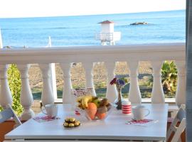 Apartamentos Playacala, ξενοδοχείο σε Cala del Moral
