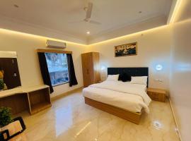 Hotel Dhanraj Inn, hotel din Faizābād