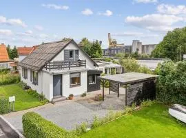 Beautiful Home In Aabenraa With Wifi
