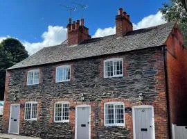 Cosy Cottage in the Heart of Charnwood Forest