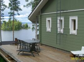 Lake Cottage Onnenranta, hotelli Kolinkylässä