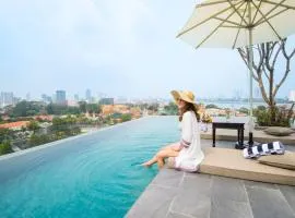 GLOW PARK HOTEL Grand Royal Palace