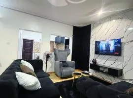 Tranquil Apartment - 247 Power, Wi-Fi, Washing Machine