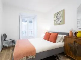 Cozy and confy First Floor, Ace location, 2 Bedrooms