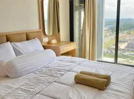 Pollux Habibie Apartment - 1617 Free Wifi & Netflix, Pool & City View
