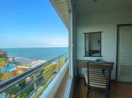 Seaview & Mountainview Private Condo Room, Cha-am