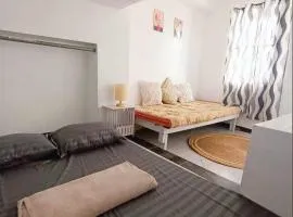 1 bedroom with overlooking city views
