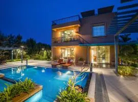 ELIVAAS Noahs Ark 3 BHK Villa with Pvt Pool, Garden & Gazebo