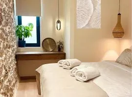 THE LAGOON - Coastal Living - Beachfront Luxury Stay - Adults only