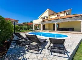 House Begonia Krk Villa with heated swimming pool