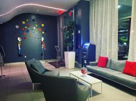 2b 1b Hallandale Beach Studio with heated Pool 2610