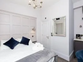 Waterside Getaway Suite