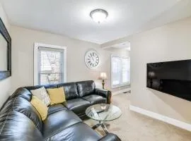 Near Hiking and Skiing Cozy Home in Cortland!