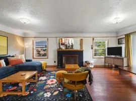 Retro Getaway In Hazel Dell