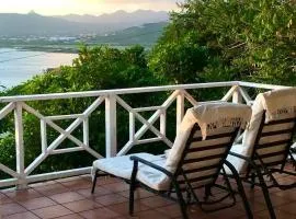 Private Room with Twin Beds AC nr Intl Airpt and Beach